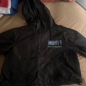 Los Angeles cropped rain jacket Patagonia inspired never worn